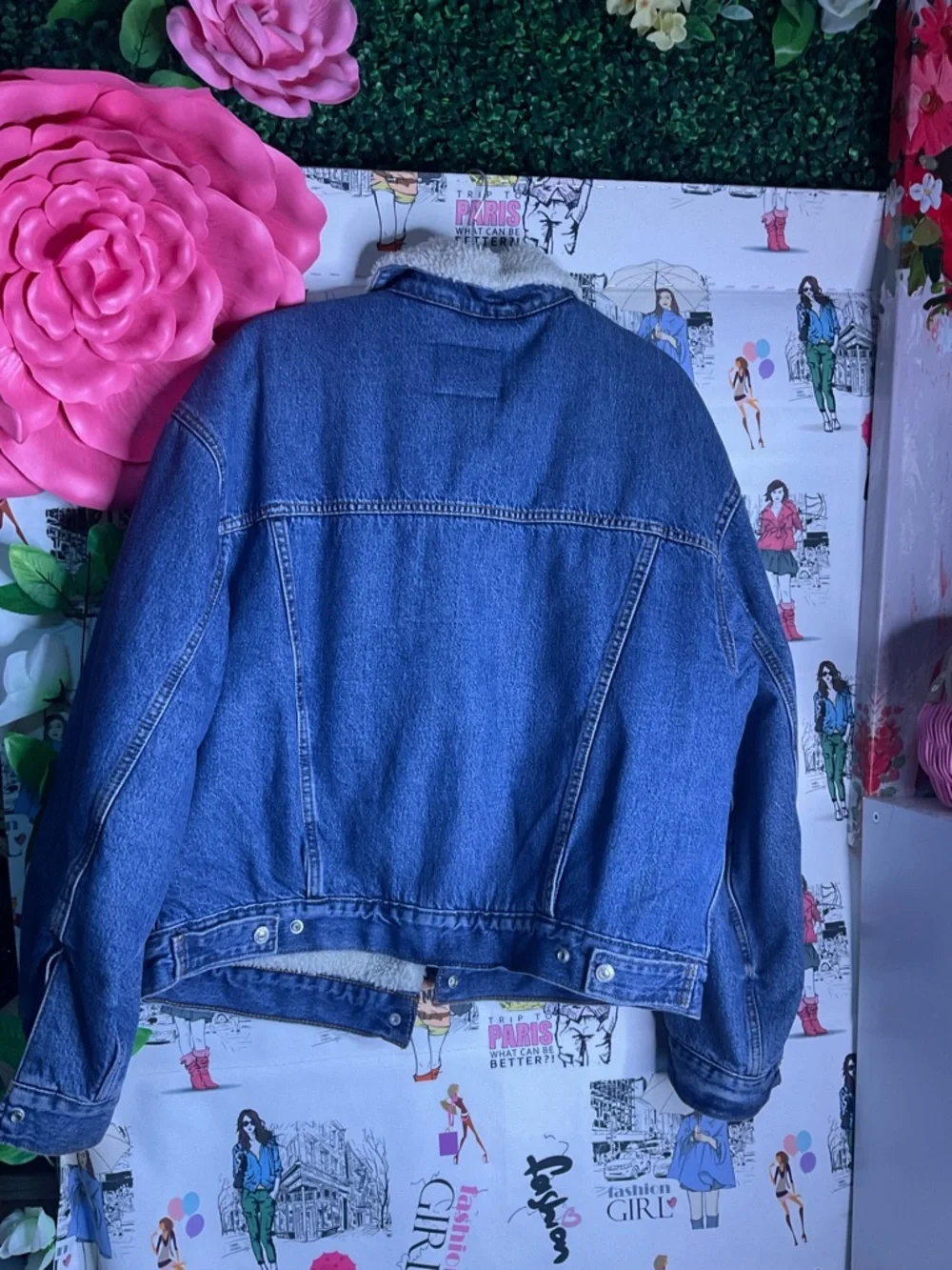 Levi's Blue Denim Jacket with White Sherpa Collar - Picture 5 of 5